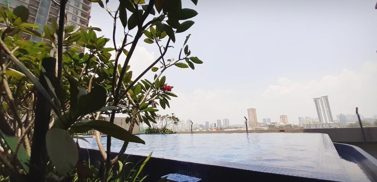 Sunway Paradise Home Staycation Ph2120 Self Check In Out Subang Jaya Exterior photo