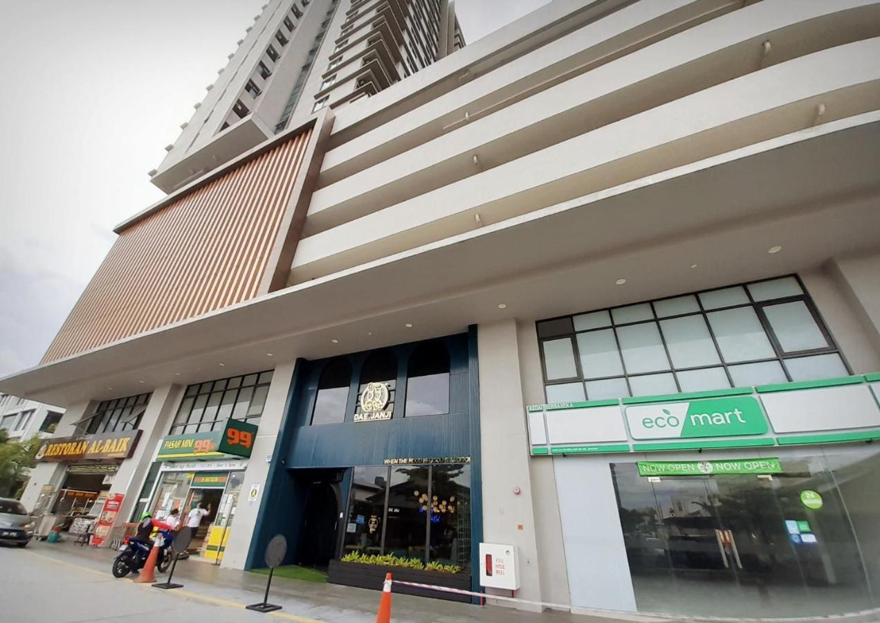 Sunway Paradise Home Staycation Ph2120 Self Check In Out Subang Jaya Exterior photo