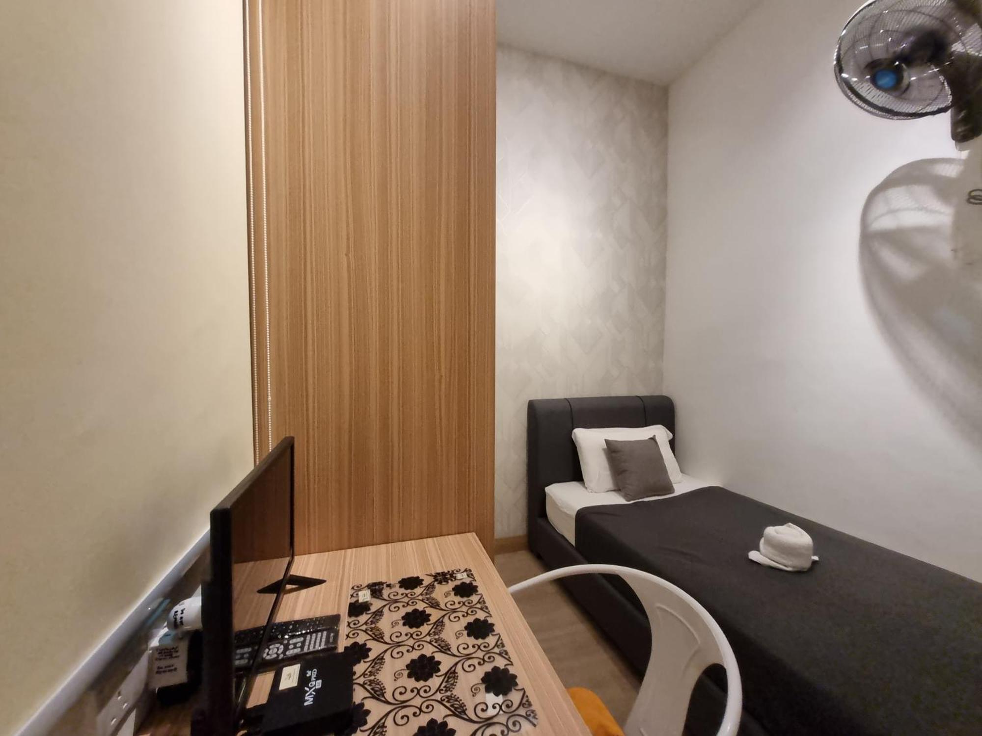 Sunway Paradise Home Staycation Ph2120 Self Check In Out Subang Jaya Exterior photo